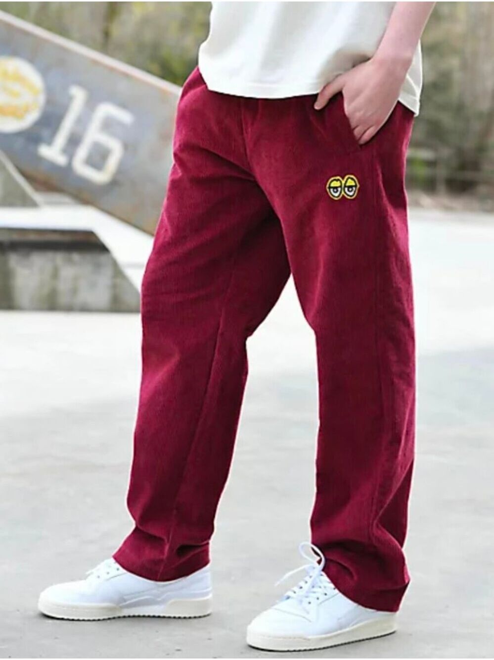 Krooked Kords Burgundy Corduroy Elastic Waist Skate Pants Size Small